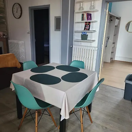 La Parenthese Auvergnate, F3 2 Clermont-ferrand, Parking