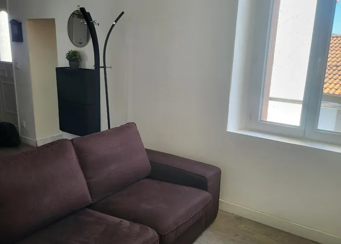 La Parenthese Auvergnate, F3 2 Clermont-ferrand, Parking *